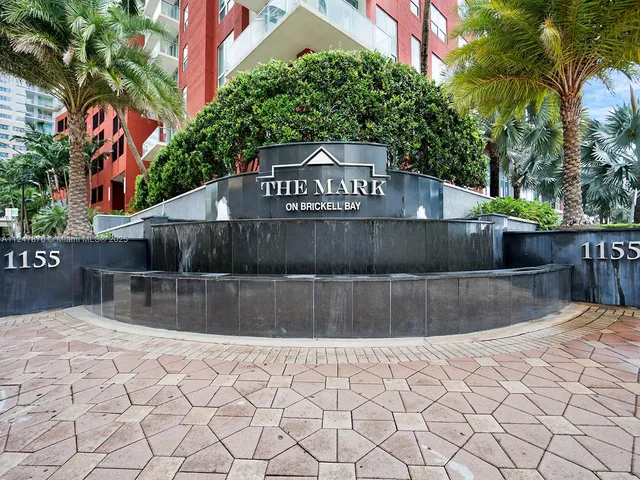 $1,100,000 | 1155 Brickell Bay Drive, Unit 3404, Miami, FL 33131
