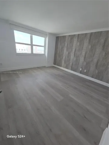 $1,100,000 | 1155 Brickell Bay Drive, Unit 3404, Miami, FL 33131