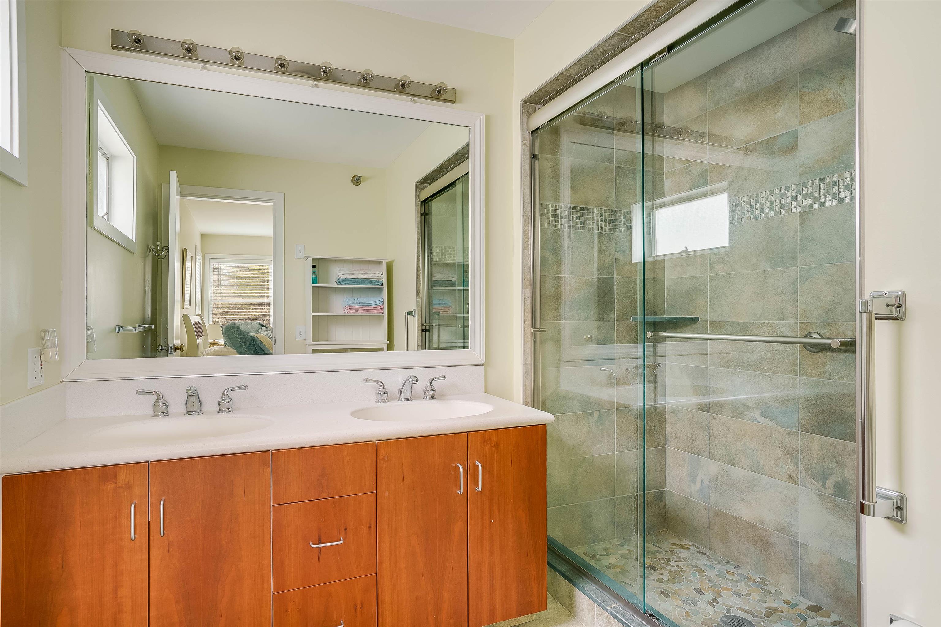 1044 Ocean Boulevard, Unit 2A Hampton, NH 03842 - Photo 4 of 23