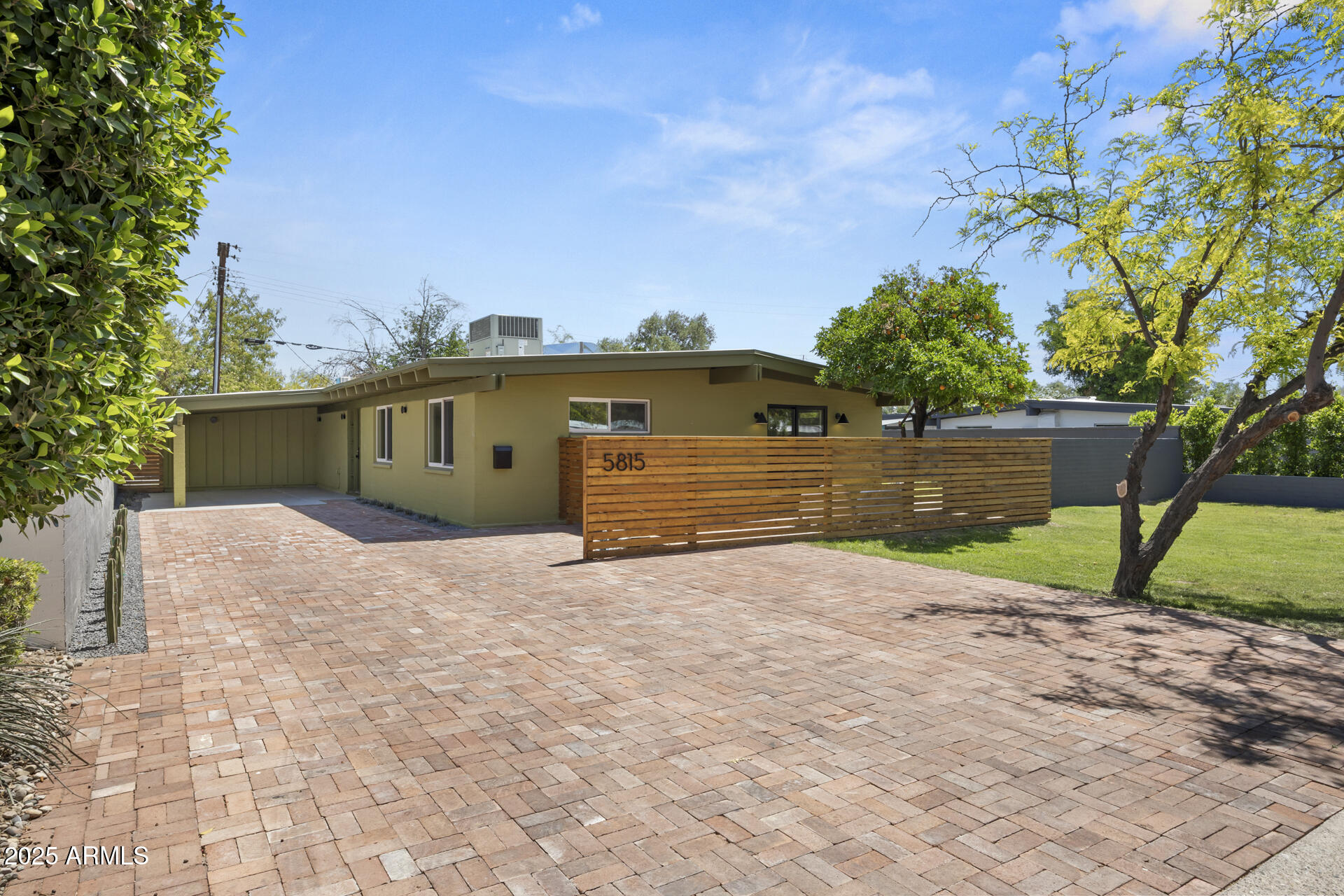 5815 North 10th Place Phoenix, AZ 85014 - Photo 1 of 60 1-200