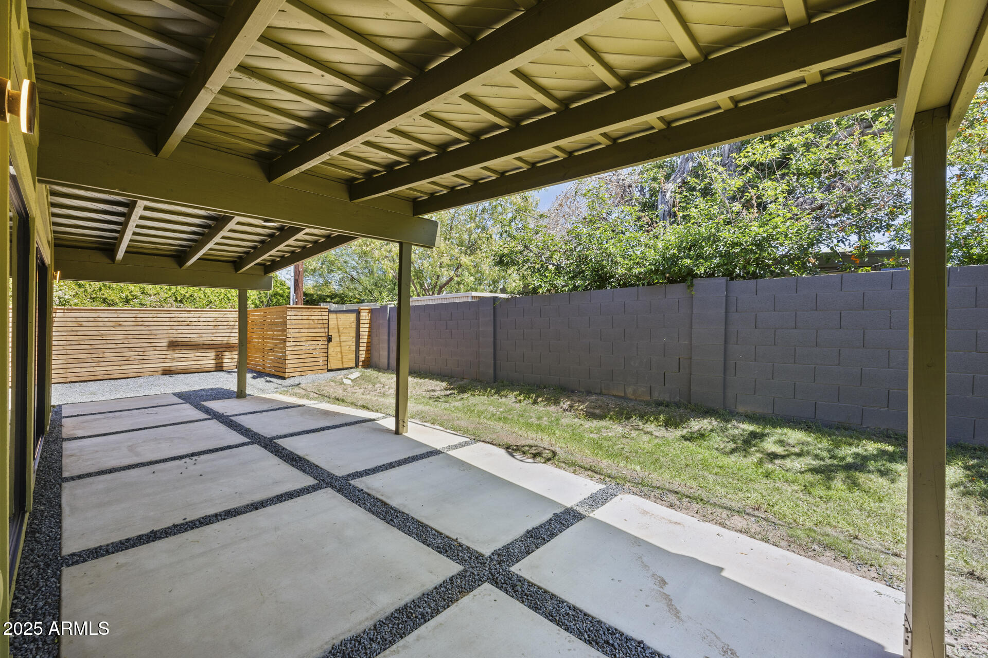 5815 North 10th Place Phoenix, AZ 85014 - Photo 53 of 60 1-253