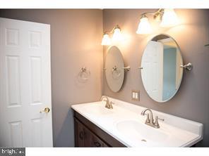 544 Whetstone Road Horsham, PA 19044 - Photo 11 of 11 main bath