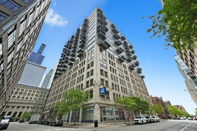 $449,000 | 565 West Quincy Street, Unit 1306, Chicago, IL 60661
