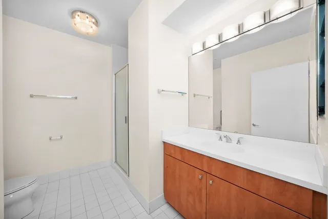 $449,000 | 565 West Quincy Street, Unit 1306, Chicago, IL 60661