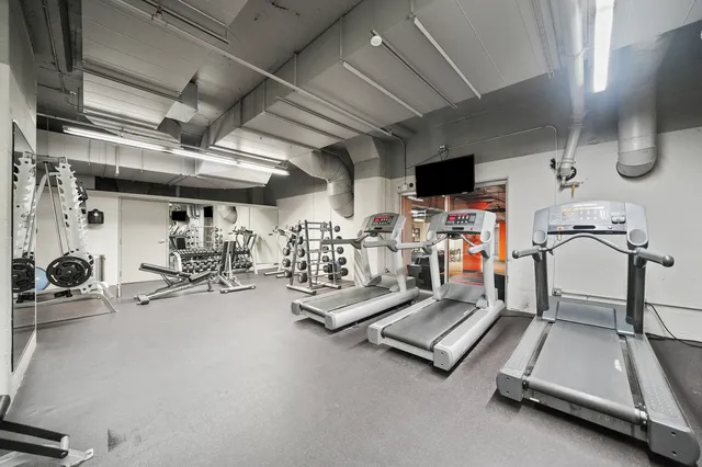 $449,000 | 565 West Quincy Street, Unit 1306, Chicago, IL 60661