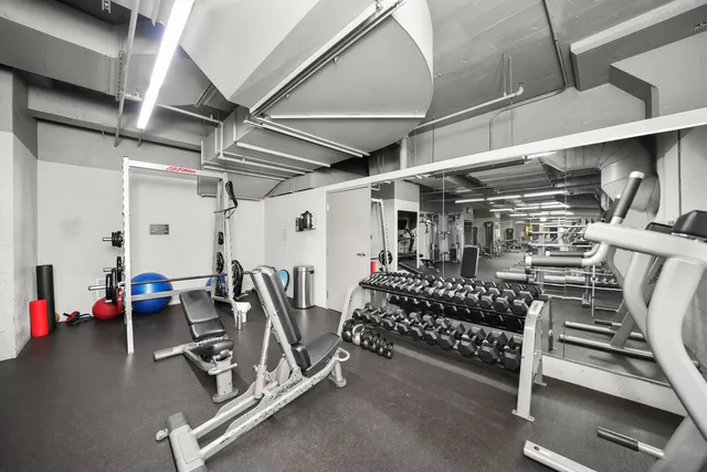 $449,000 | 565 West Quincy Street, Unit 1306, Chicago, IL 60661