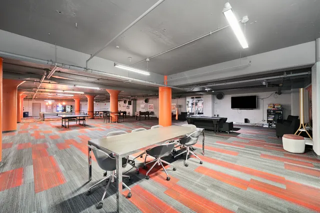 $449,000 | 565 West Quincy Street, Unit 1306, Chicago, IL 60661