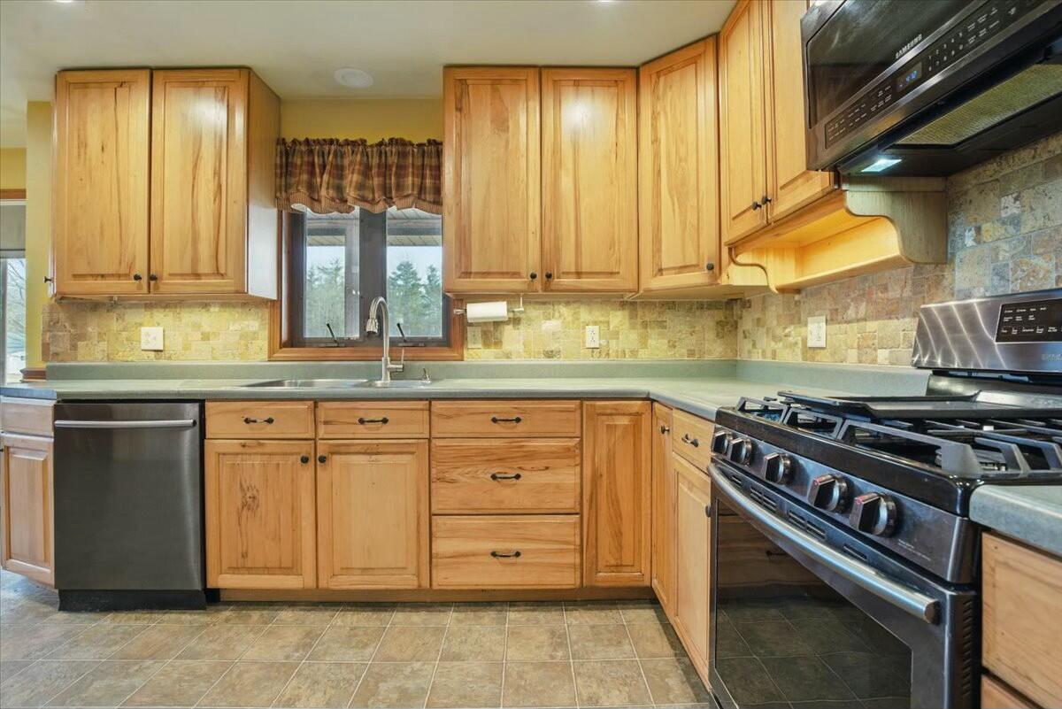 860 Colby Road South China, ME 04358 - Photo 9 of 33 tempImageEgk9C7