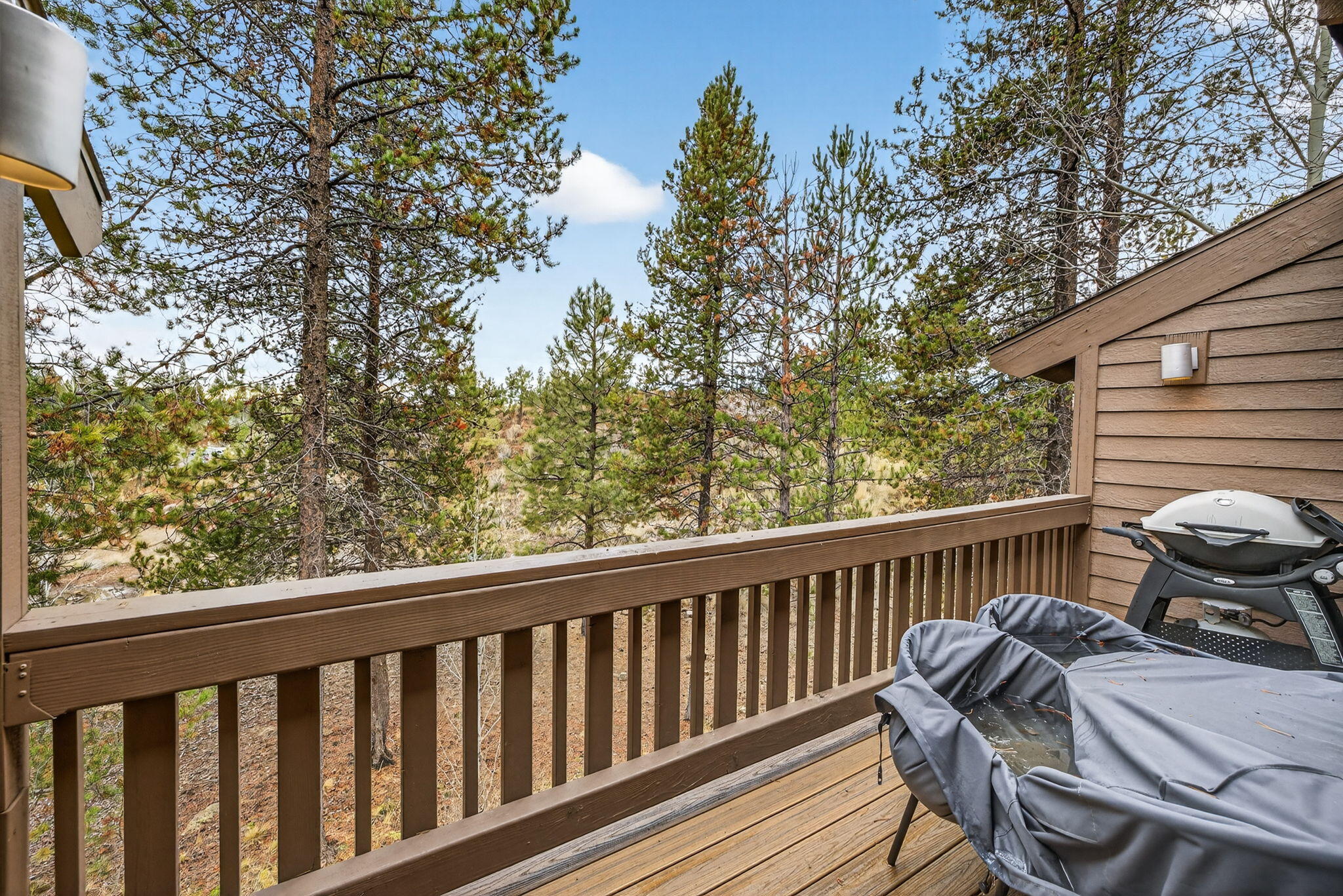 57319 Beaver Ridge Loop, Unit 2 Sunriver, OR 97707 - Photo 24 of 27 2025_12_17_57319_beaver_ridge_loop_unit2