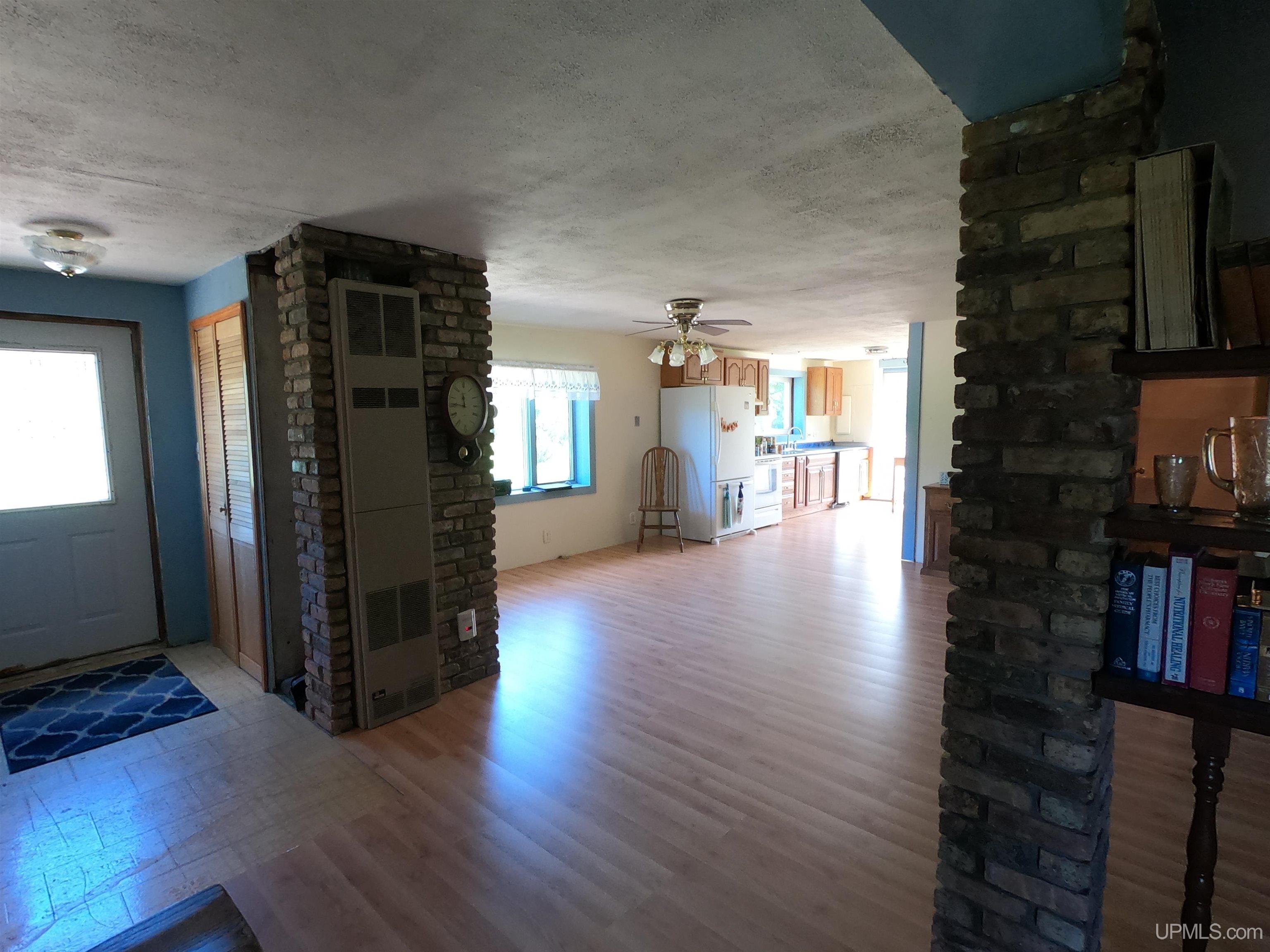 6224 D Road Bark River, MI 49807 - Photo 14 of 16