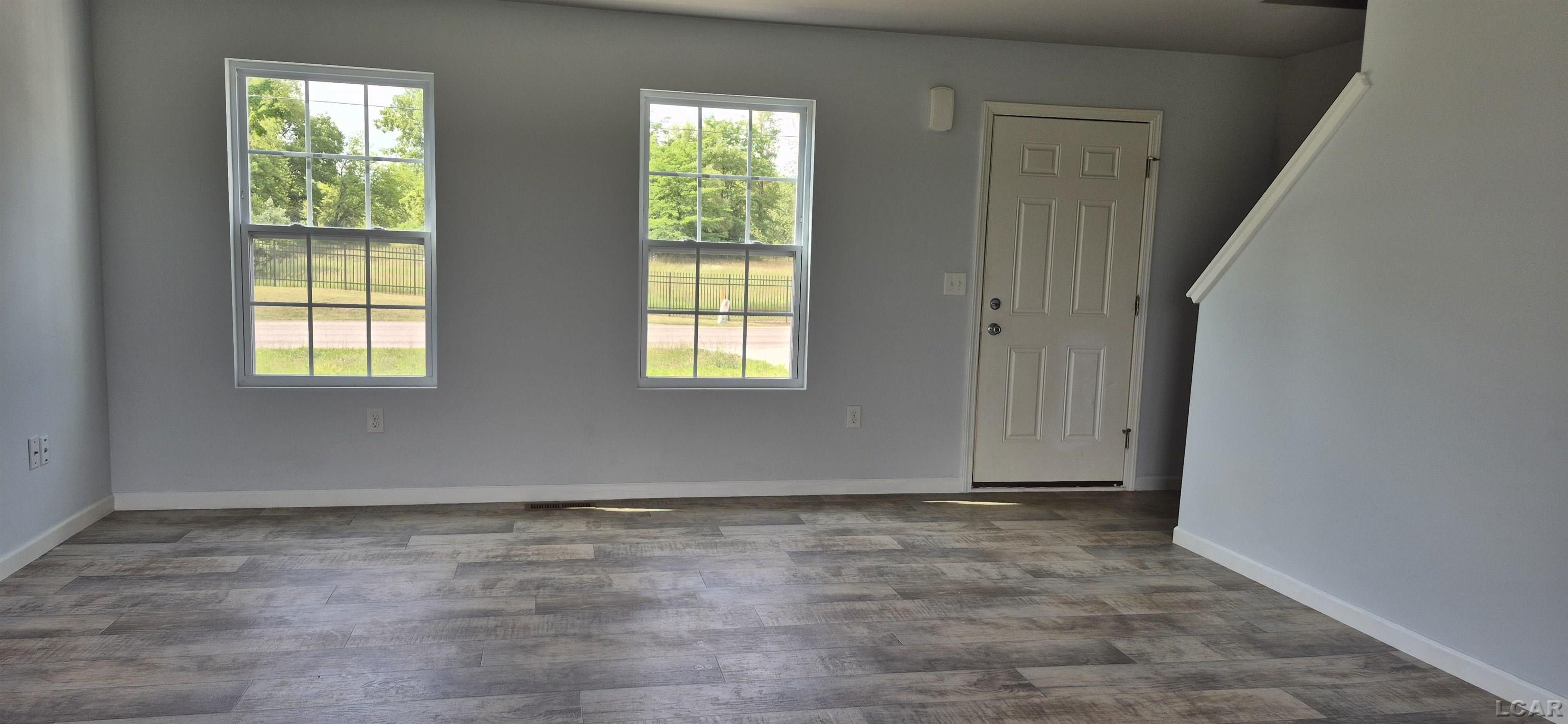 3284 Sutton Road Tecumseh, MI 49286 - Photo 5 of 26