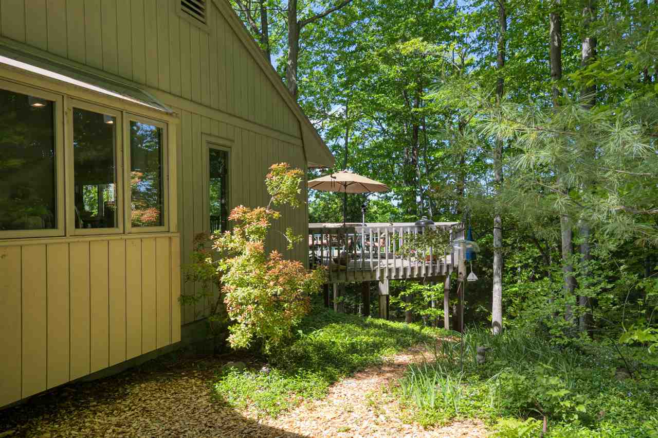 2373 Harbor Reach Road Traverse City, MI 49686 - Photo 27 of 45 1888242-26.JPG