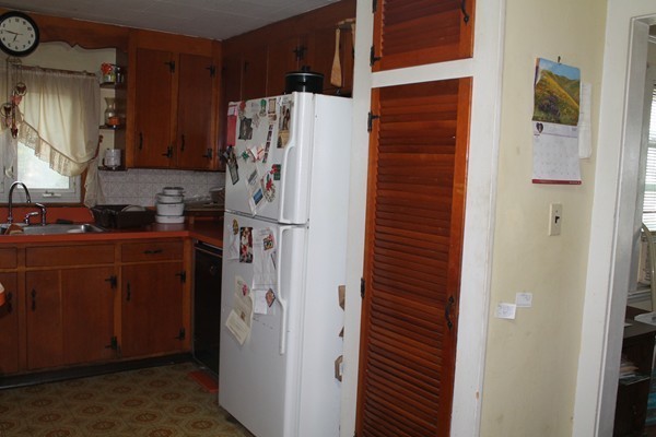 190 Mishawum Road Woburn, MA 01801 - Photo 4 of 24 Gallery Image 4