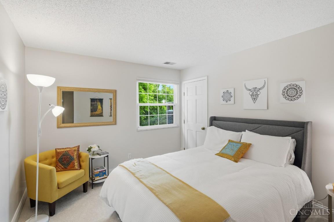 6046 Gaines Road Cincinnati, OH 45247 - Photo 45 of 78