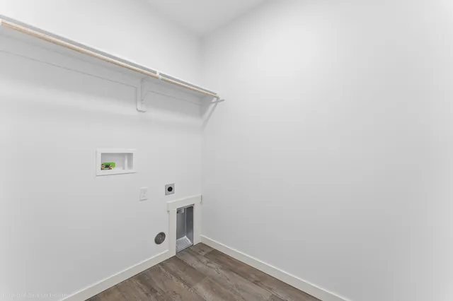 $449,990 | 414 North Viewmont Road, Unit 2/2 HARRISON, Greenacres, WA 99016