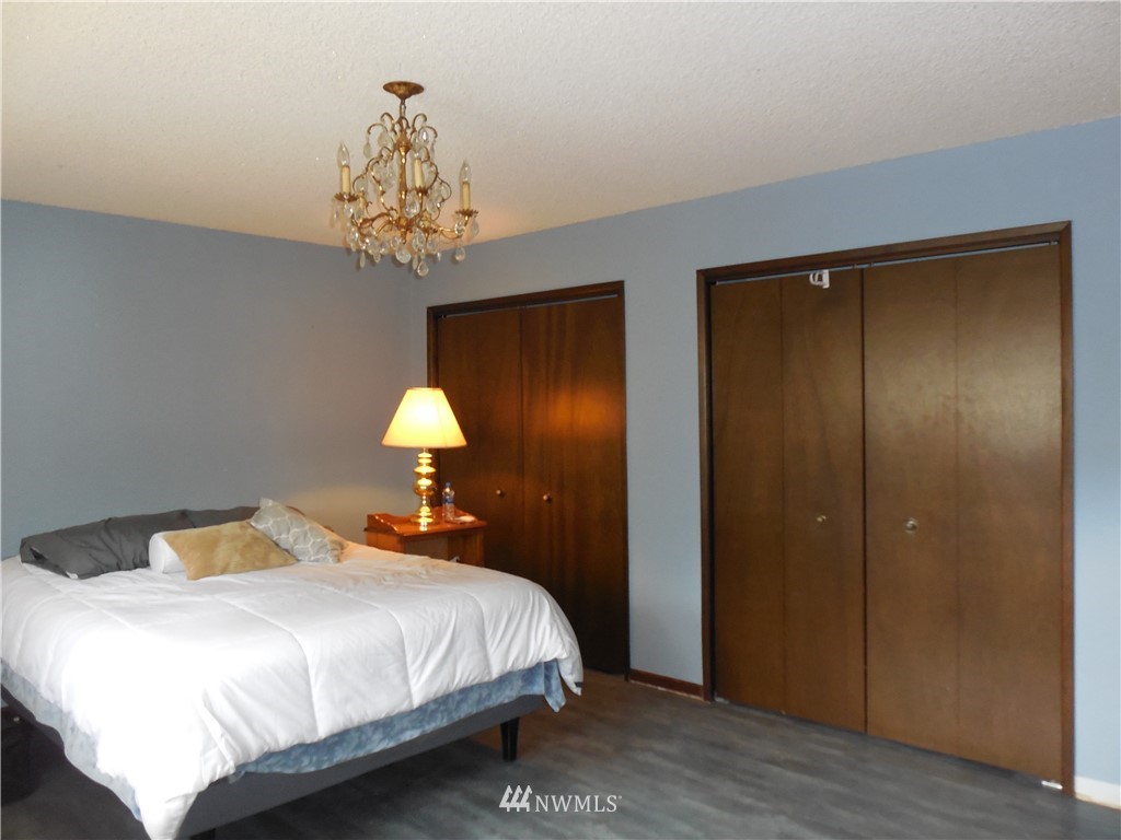 733 Holcomb Road Kelso, WA 98626 - Photo 12 of 23 Gallery Image 12