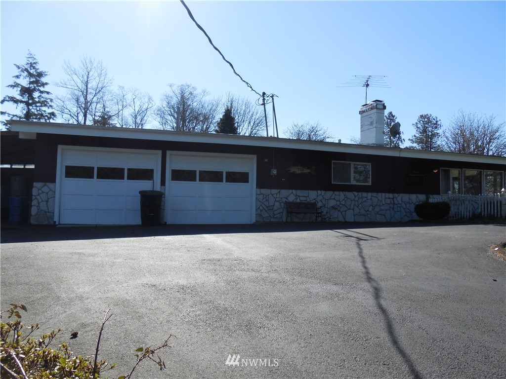 733 Holcomb Road Kelso, WA 98626 - Photo 18 of 23 Gallery Image 18