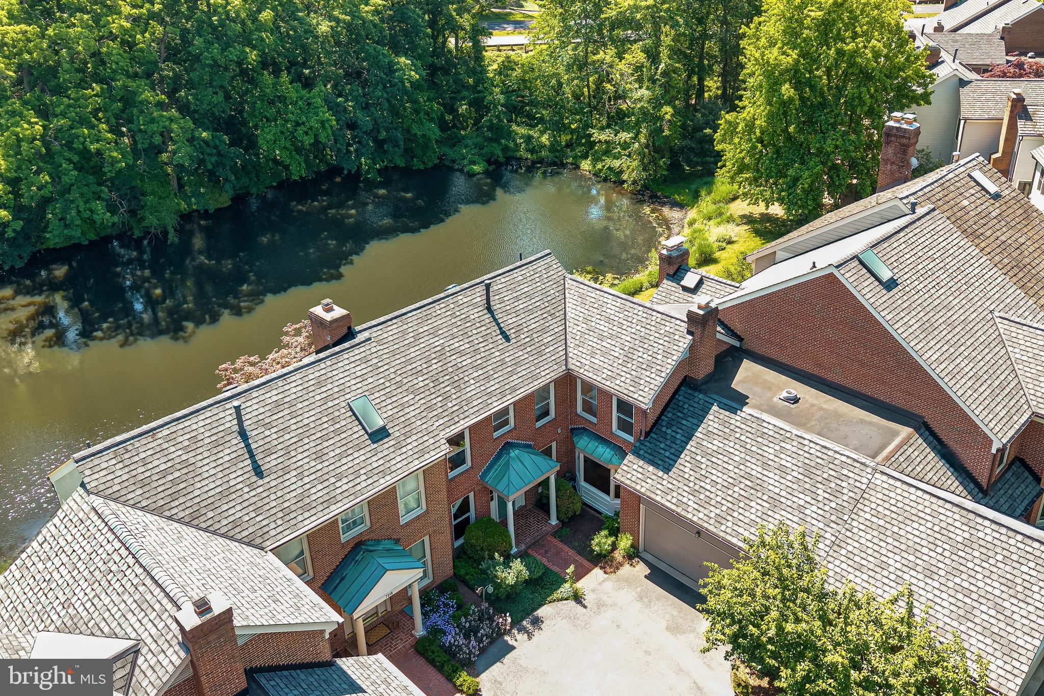 7216 Evans Mill Road McLean, VA 22101 - Photo 3 of 56 Aerial