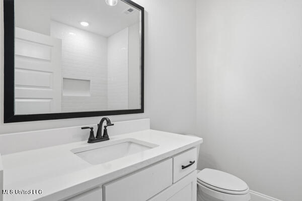 2956 Molly Cove Nesbit, MS 38651 - Photo 20 of 25 2956-bath 2