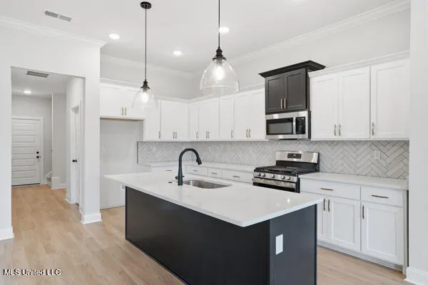 $449,900 | 2956 Molly Cove, Nesbit, MS 38651