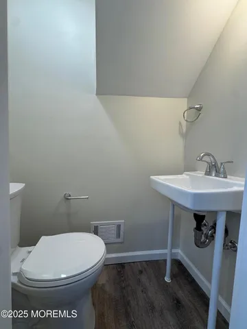 $3,600 | 11 Washington Avenue, Leonardo, NJ 07737