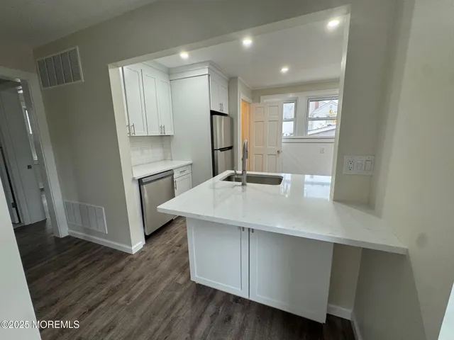 $3,600 | 11 Washington Avenue, Leonardo, NJ 07737