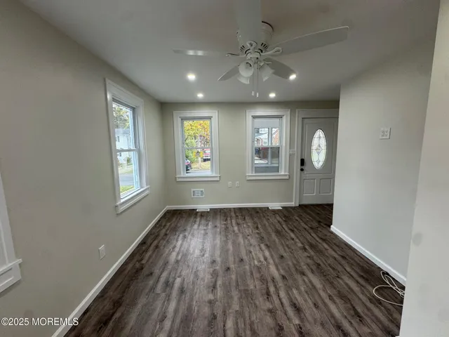 $3,600 | 11 Washington Avenue, Leonardo, NJ 07737