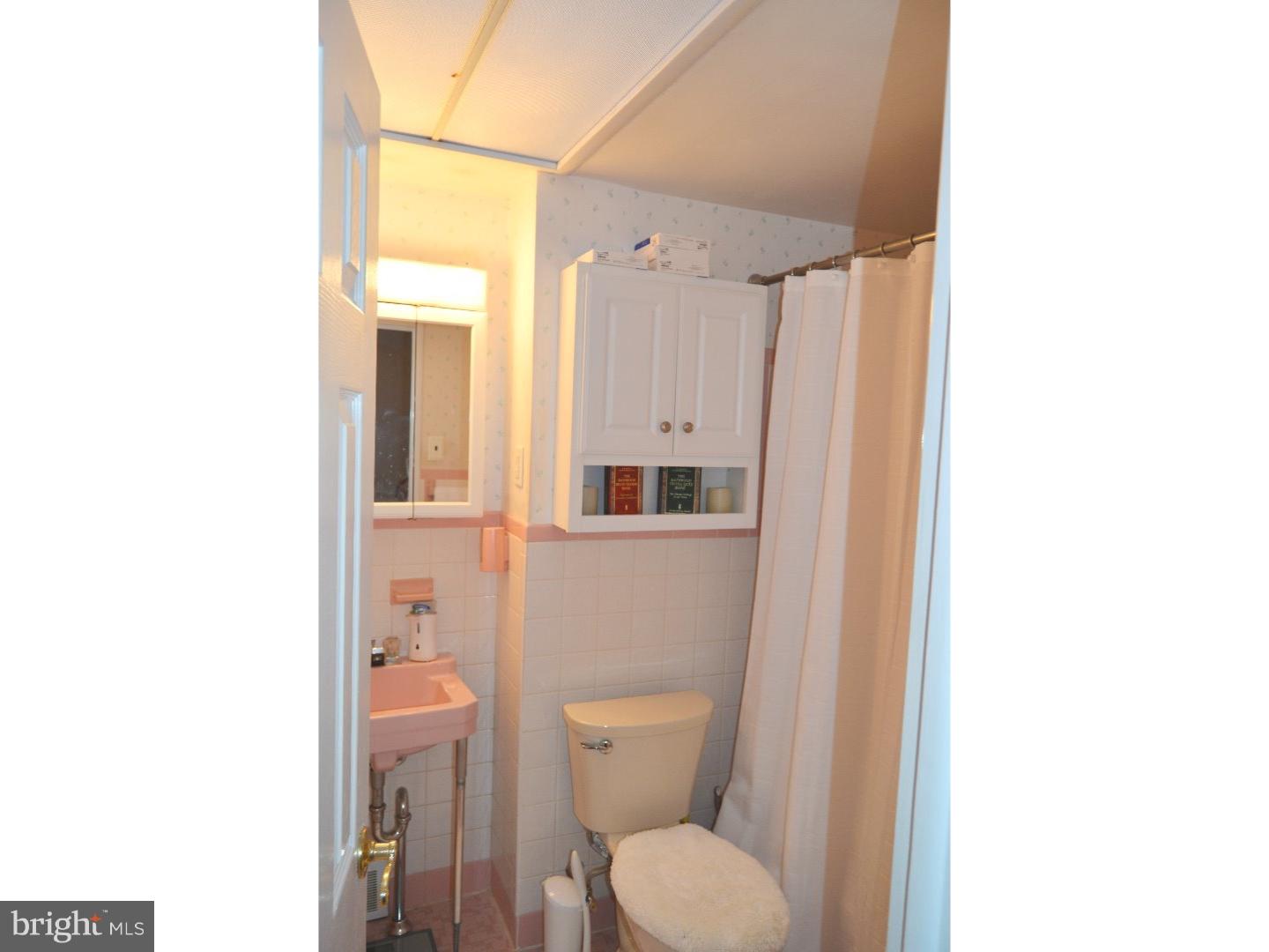 9195 Ryerson Road Philadelphia, PA 19114 - Photo 12 of 21 Gallery Image 12