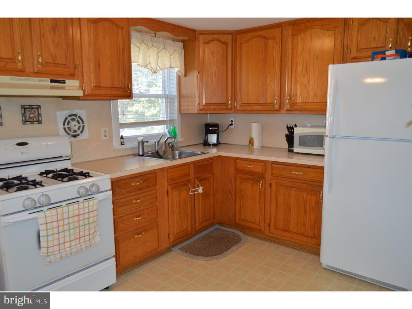 9195 Ryerson Road Philadelphia, PA 19114 - Photo 7 of 21 Gallery Image 7