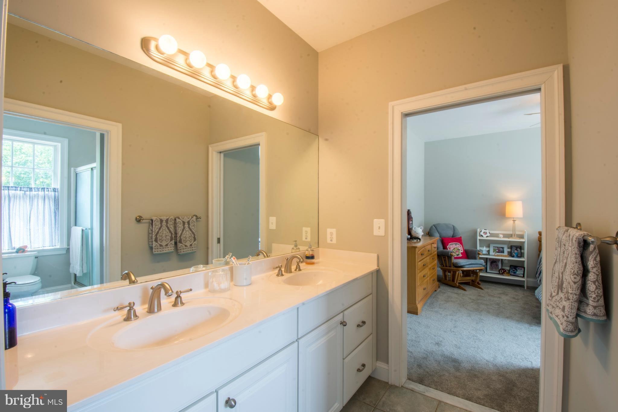 498 Ferry Point Road Annapolis, MD 21403 - Photo 21 of 102 Full Shared Bath On UpperLevel