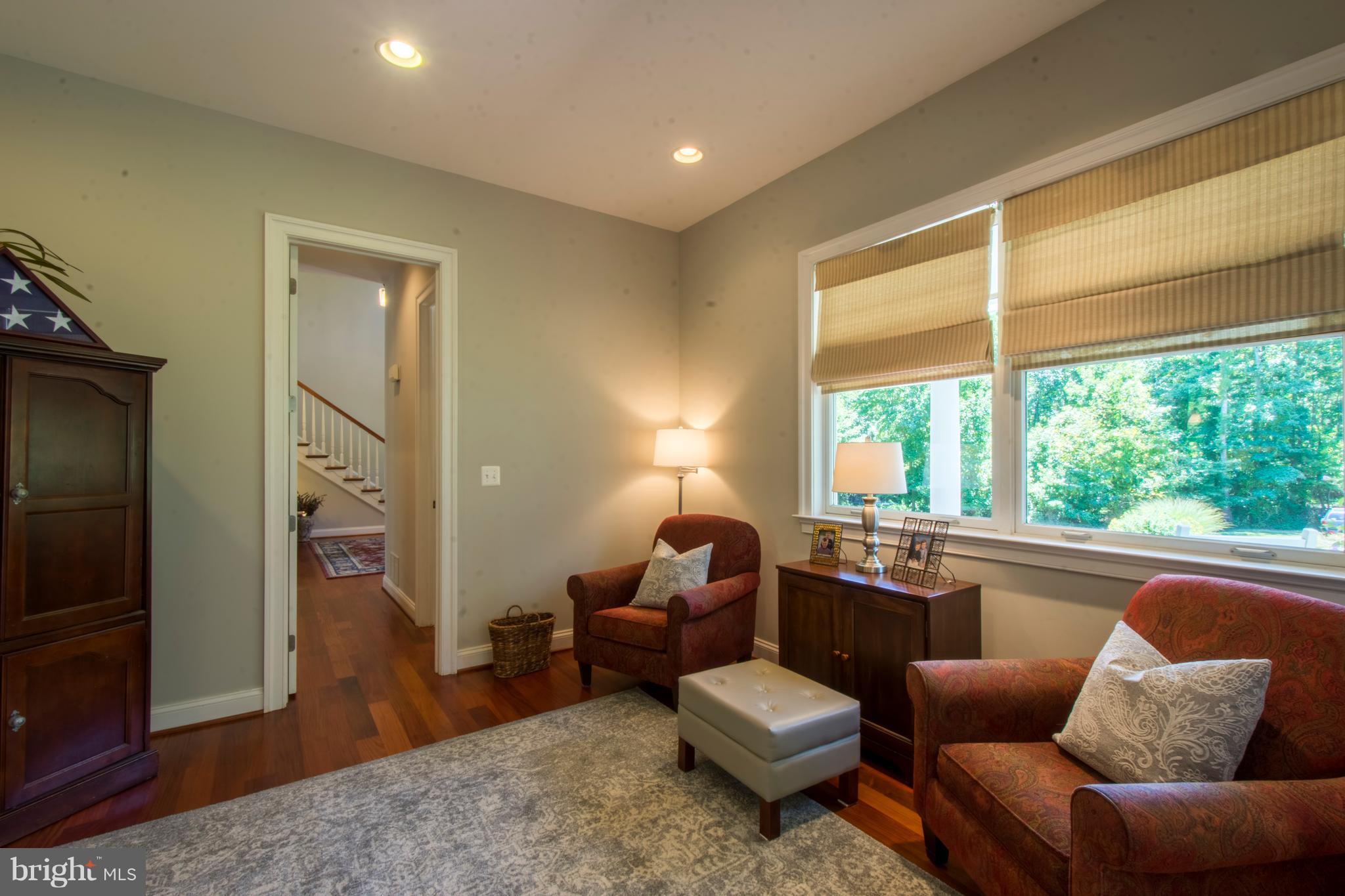 498 Ferry Point Road Annapolis, MD 21403 - Photo 53 of 102 Living Room Adjacent To Dining Room