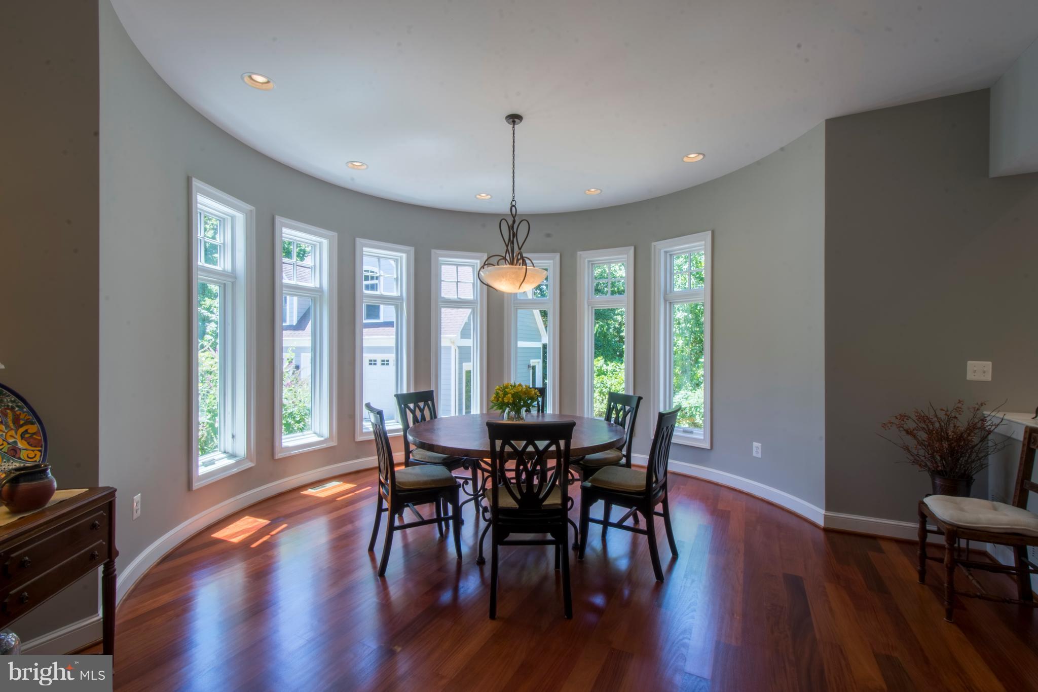 498 Ferry Point Road Annapolis, MD 21403 - Photo 54 of 102 Unique, Curved Dining Room