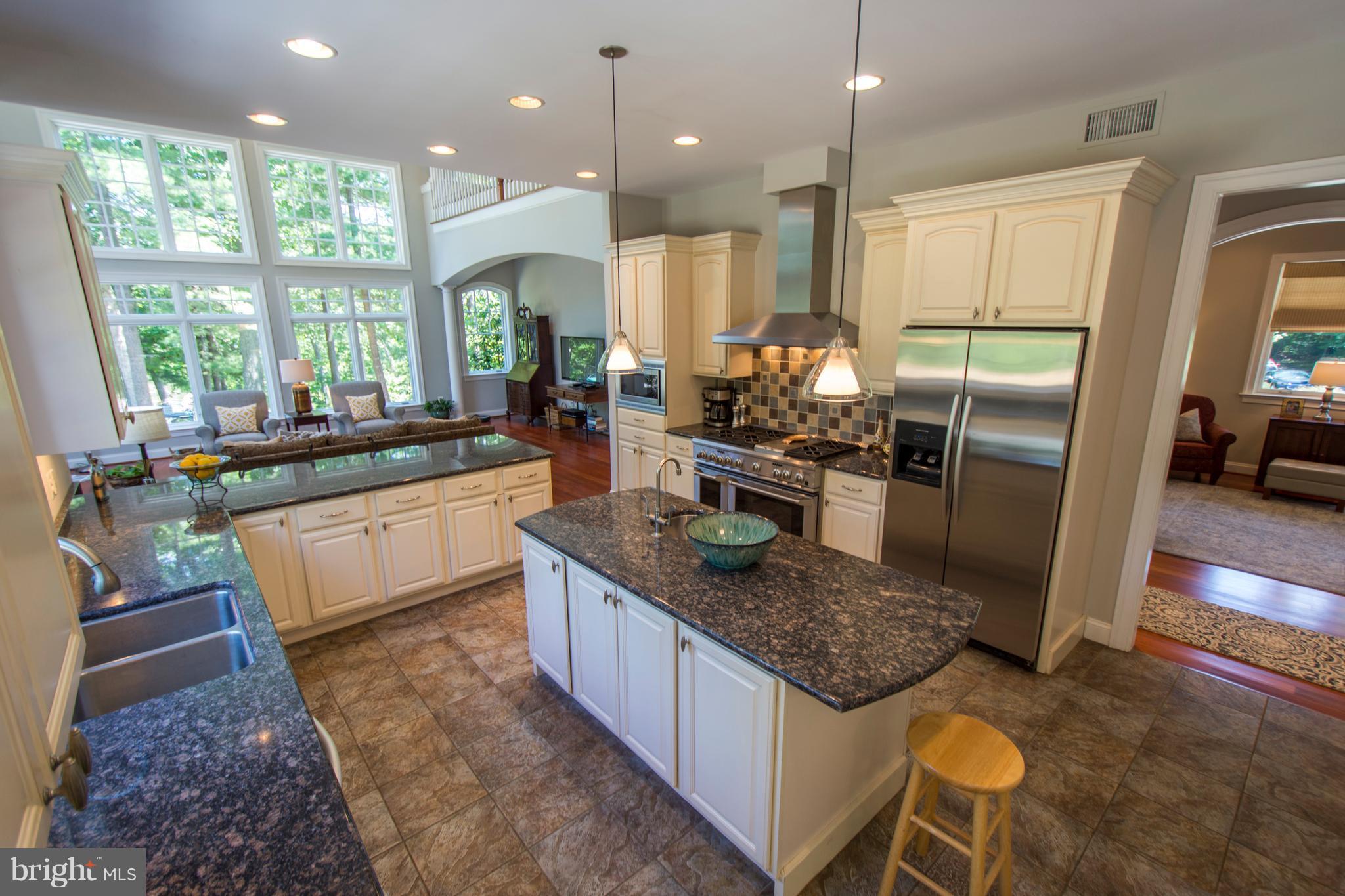 498 Ferry Point Road Annapolis, MD 21403 - Photo 8 of 102 Kitchen With Lots Of Space For Cooking