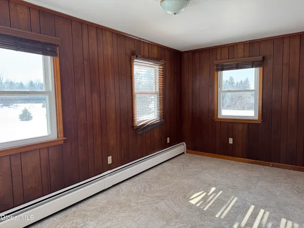 $2,000 | 60 Bloomingrove Drive, North Greenbush, NY 12180