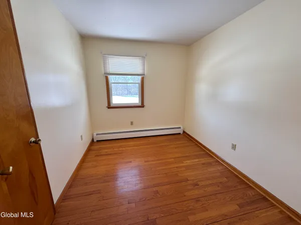 $2,000 | 60 Bloomingrove Drive, North Greenbush, NY 12180