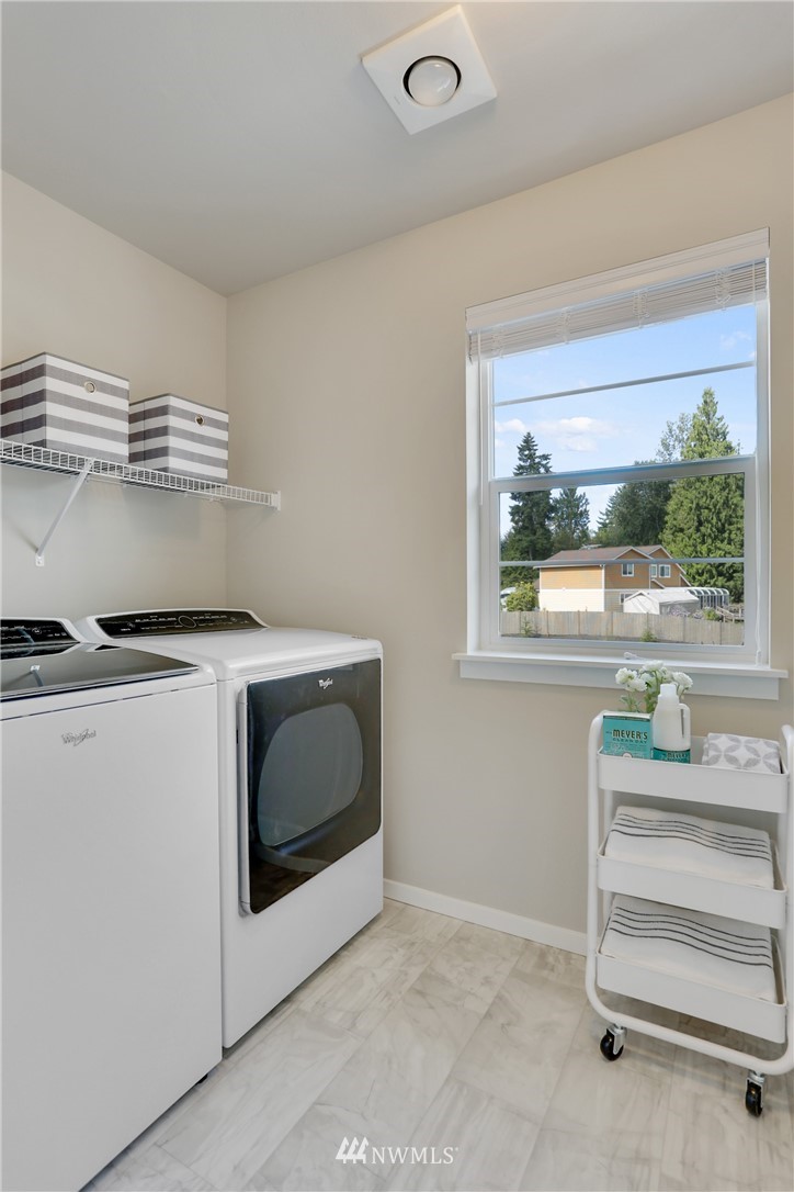 18710 Meridian Place West, Unit CC 05 Bothell, WA 98012 - Photo 17 of 23 Gallery Image 17