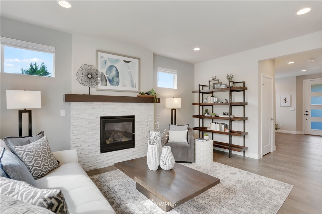18710 Meridian Place West, Unit CC 05 Bothell, WA 98012 - Photo 5 of 23 Gallery Image 5