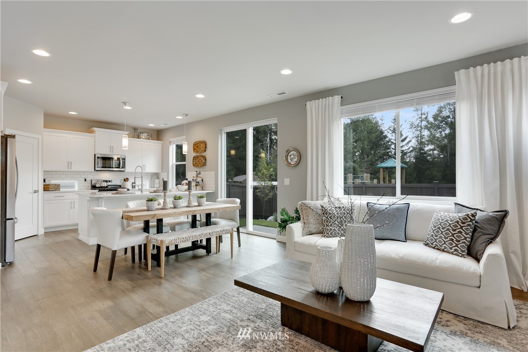 18710 Meridian Place West, Unit CC 05 Bothell, WA 98012 - Photo 6 of 23 Gallery Image 6