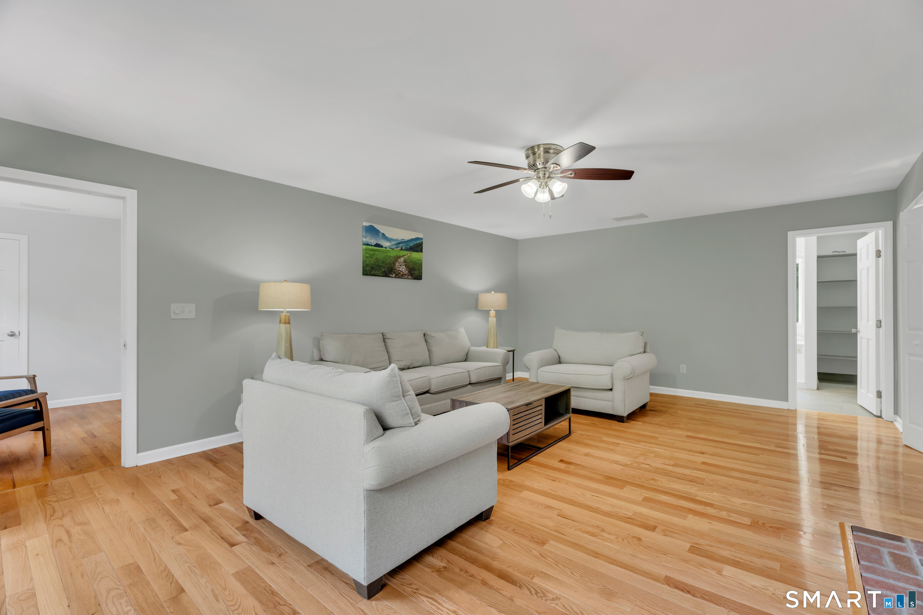 141 Putting Green Road Trumbull, CT 06611 - Photo 15 of 40