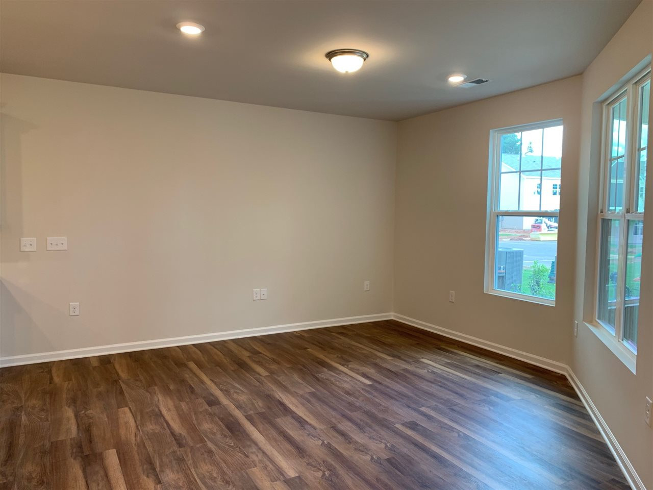 6102 Beale Loop, Unit 104 DARDEN Raleigh, NC 27616 - Photo 10 of 29 Family room
