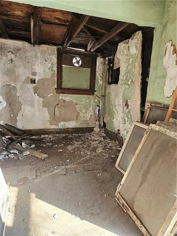 $13,900 | 937 Larimer Avenue, Turtle Creek, PA 15145