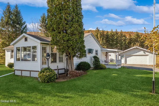 $279,900 | 197 School House Road, Schoharie, NY 12157