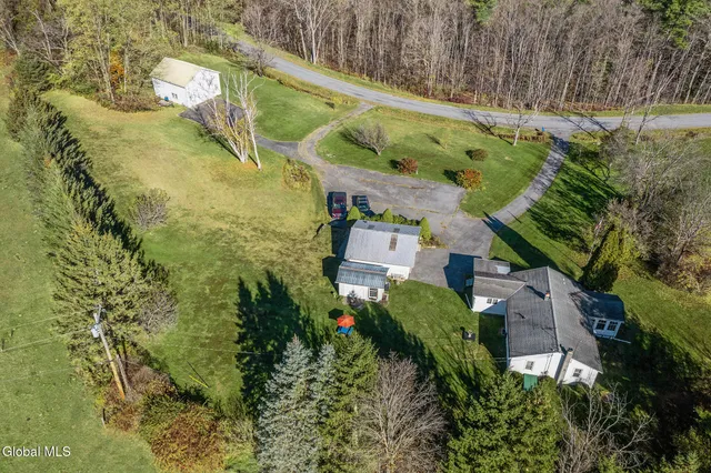 $279,900 | 197 School House Road, Schoharie, NY 12157