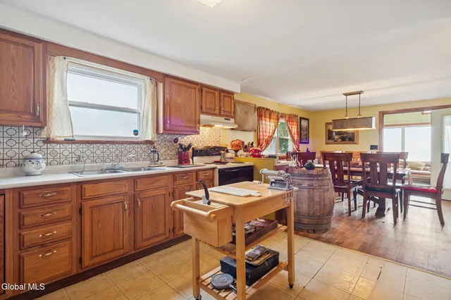 $279,900 | 197 School House Road, Schoharie, NY 12157