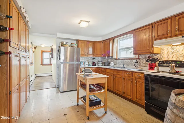 $279,900 | 197 School House Road, Schoharie, NY 12157