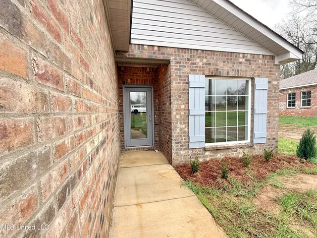 $239,900 | 1010 Shiloh Lane, Crystal Springs, MS 39059