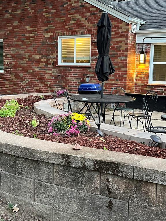 9731 Bellefontaine Road St. Louis, MO 63137 - Photo 2 of 12