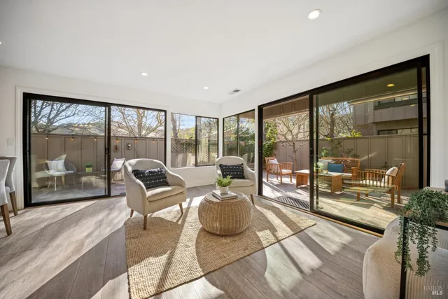 $1,049,000 | 3 Chapparal Court, Novato, CA 94949