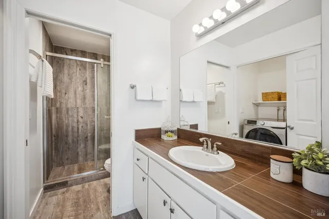 $1,049,000 | 3 Chapparal Court, Novato, CA 94949