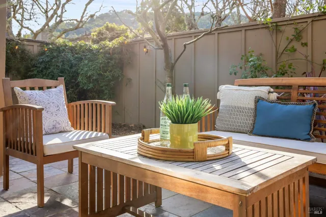 $1,049,000 | 3 Chapparal Court, Novato, CA 94949